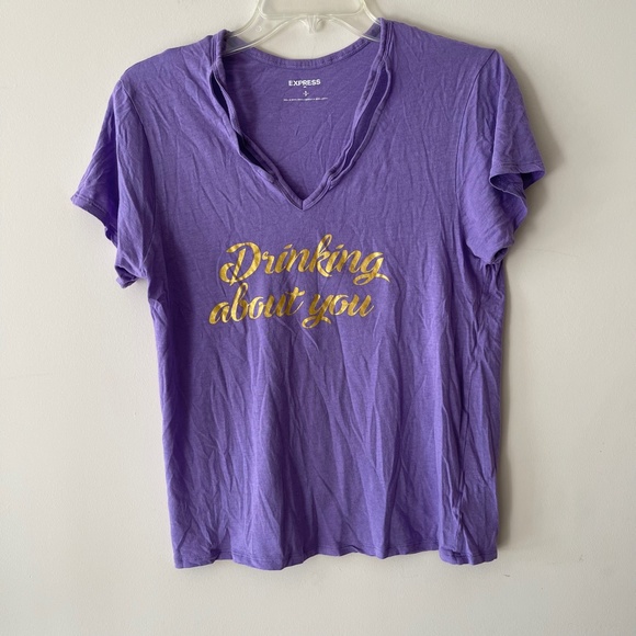 Express "Drinking 'bout you" Graphic Tee - Picture 3 of 6